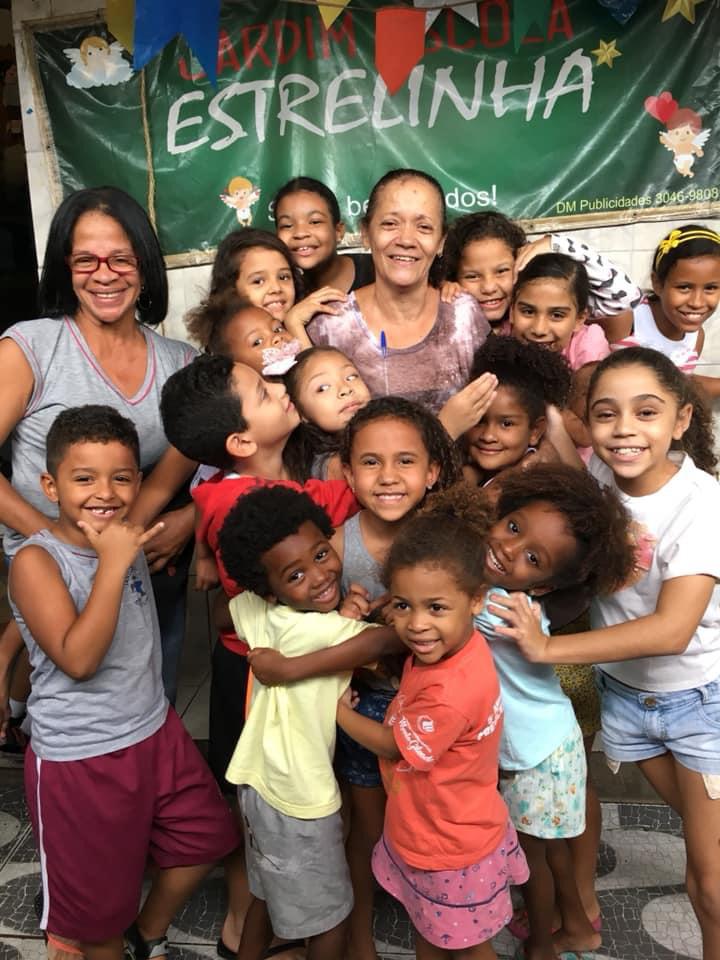 Creche Estrelinha faz vaquinha on-line para ajudar famílias de crianças atendidas no Alemão