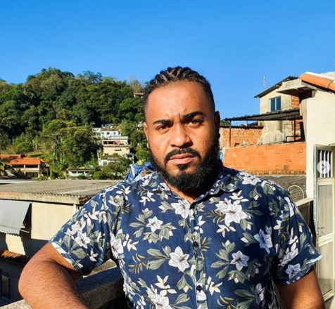 Voz em verso #07: Olhares brancos – Jonas di Andrade