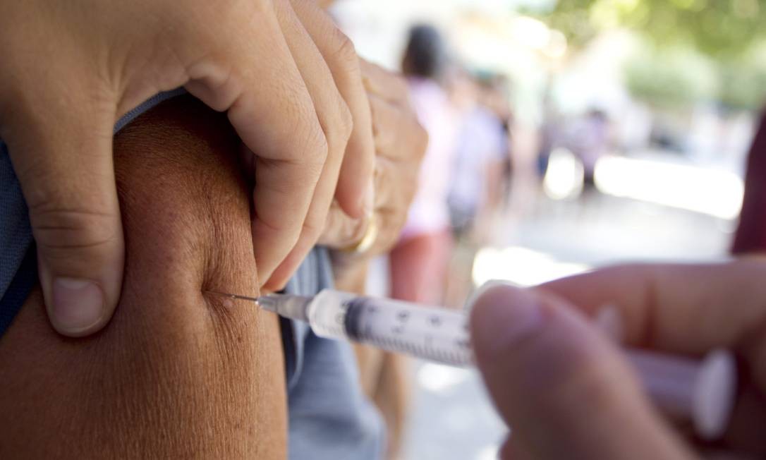Moradores de Madureira podem se vacinar contra gripe em campanha da CUFA e Unilever