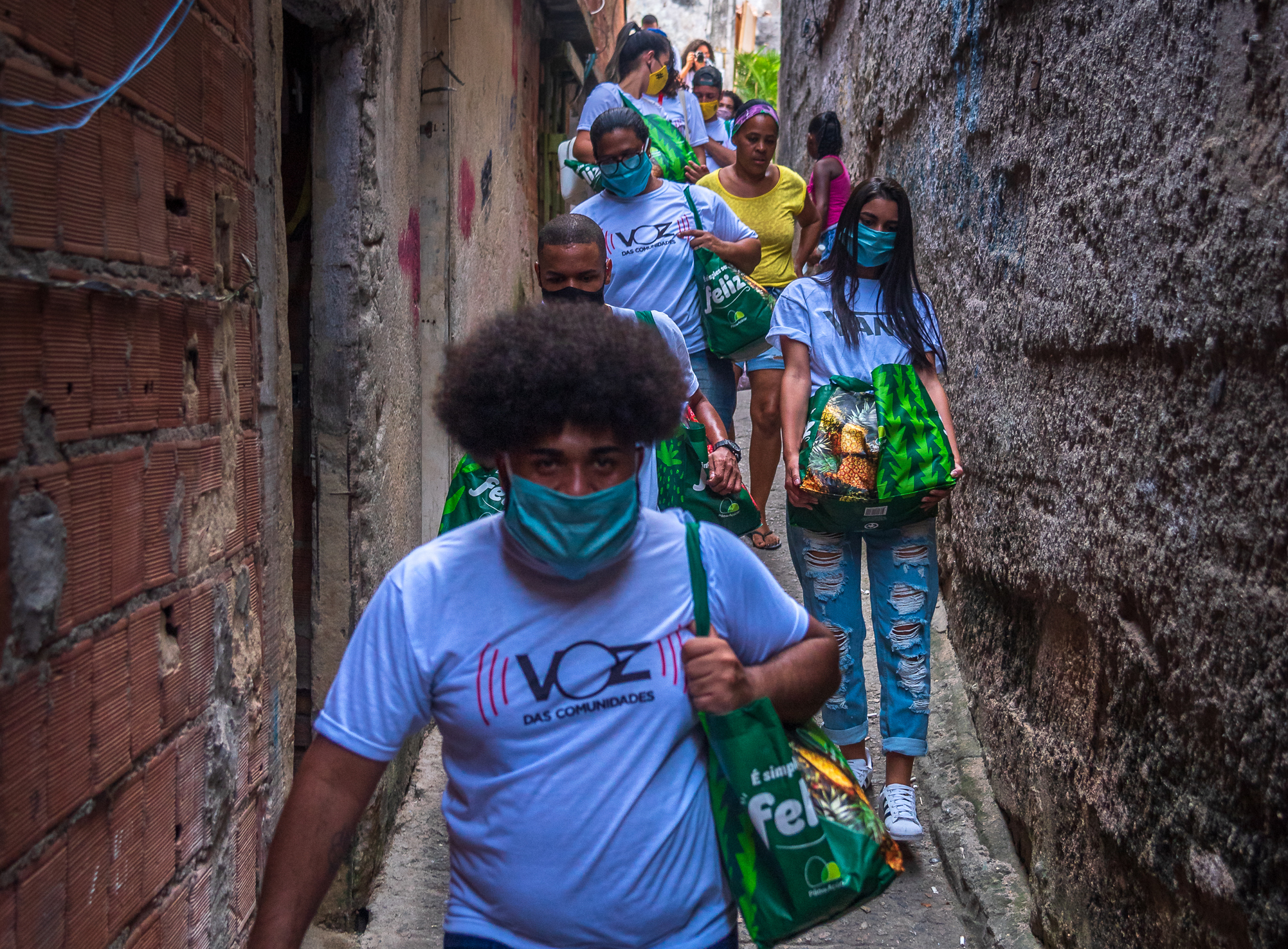 “A casa é pequena, simples, mas é minha. Agora, graças a vocês, vou ter o que comer”: Vidigal além das paisagens e do que a televisão não mostra