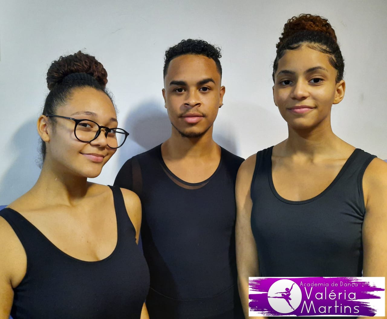 Bailarinos da Cidade de Deus conquistam bolsa em escola de dança de Nova Iorque
