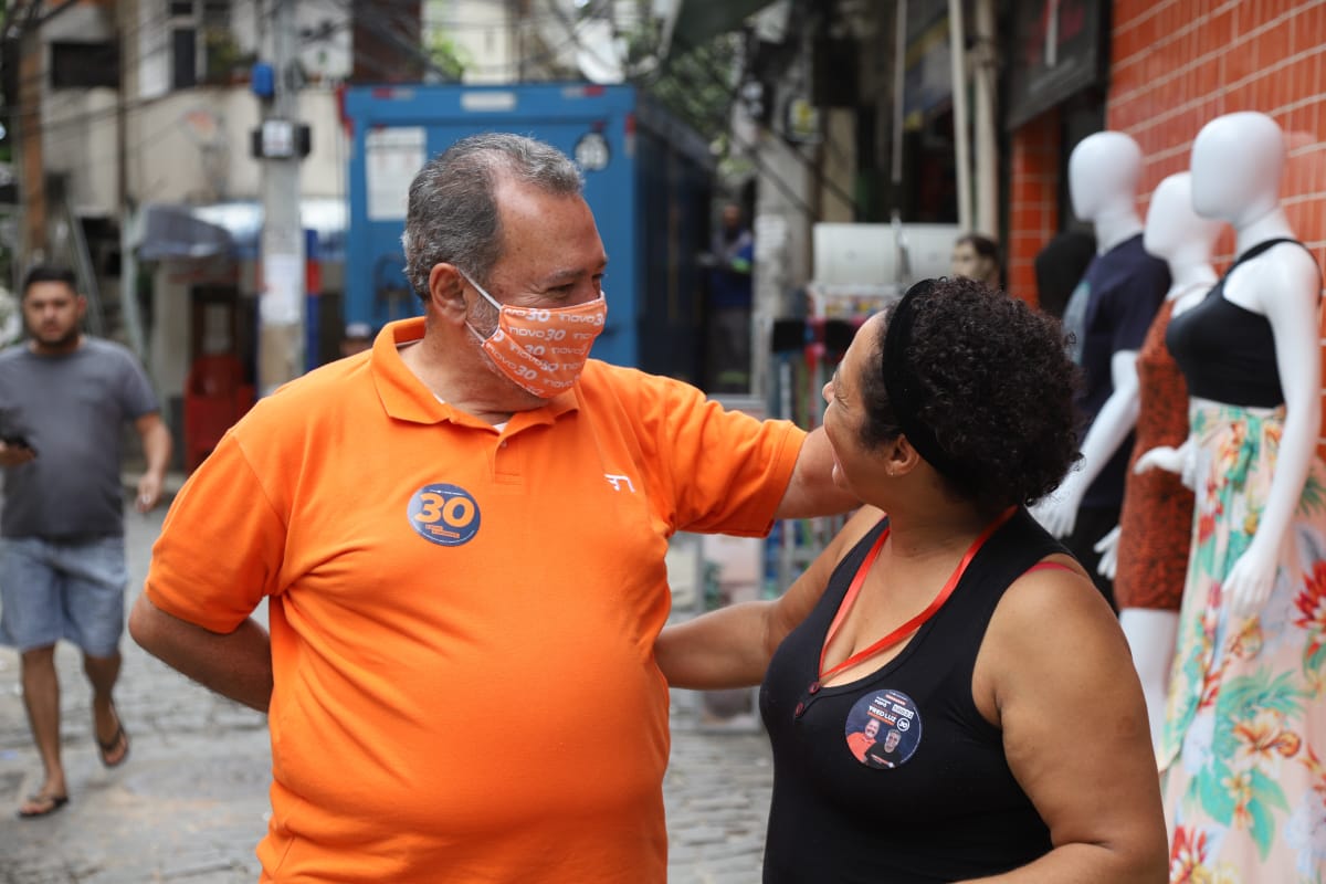 Candidato Fred Luz visitou a favela da Tijuquinha na última terça-feira