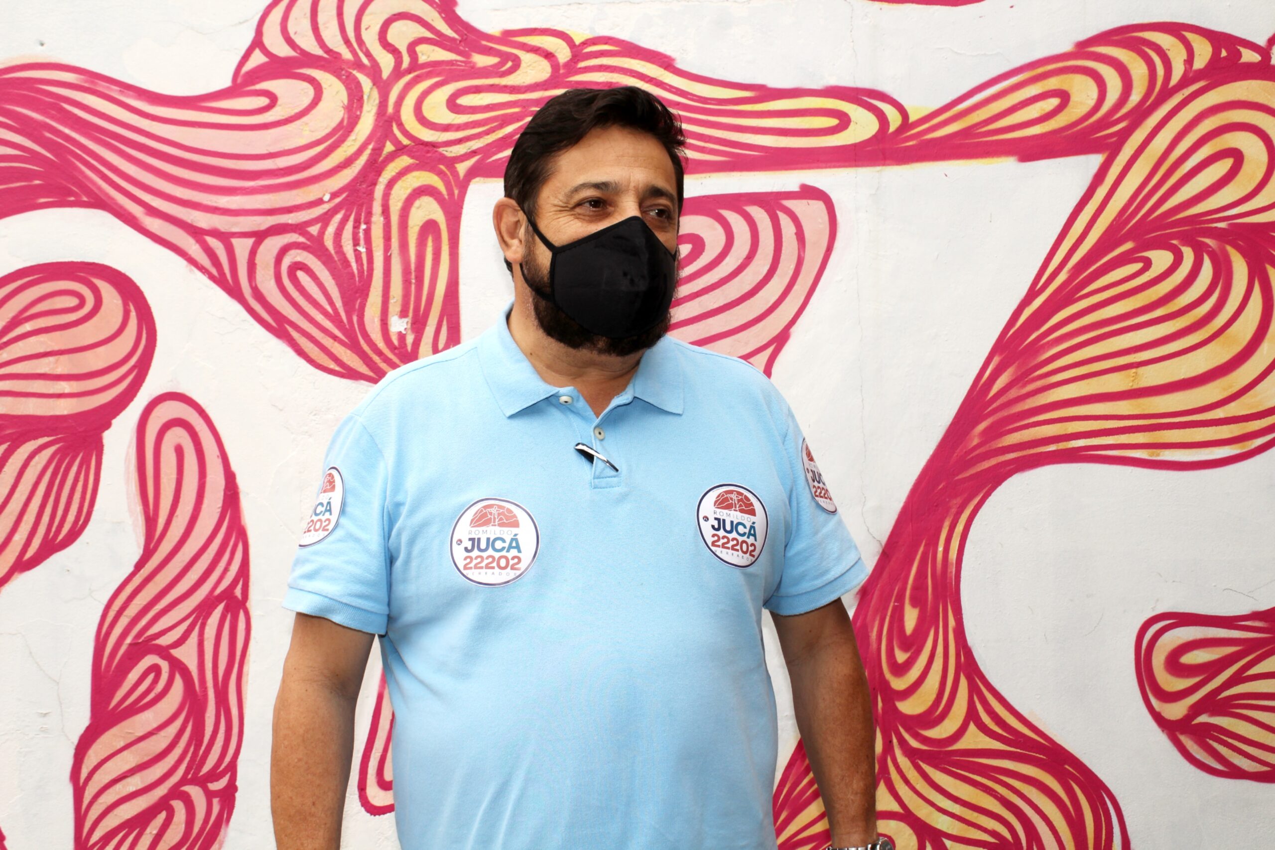 Candidato Romildo Jucá participa de sabatina do Voz das Comunidades