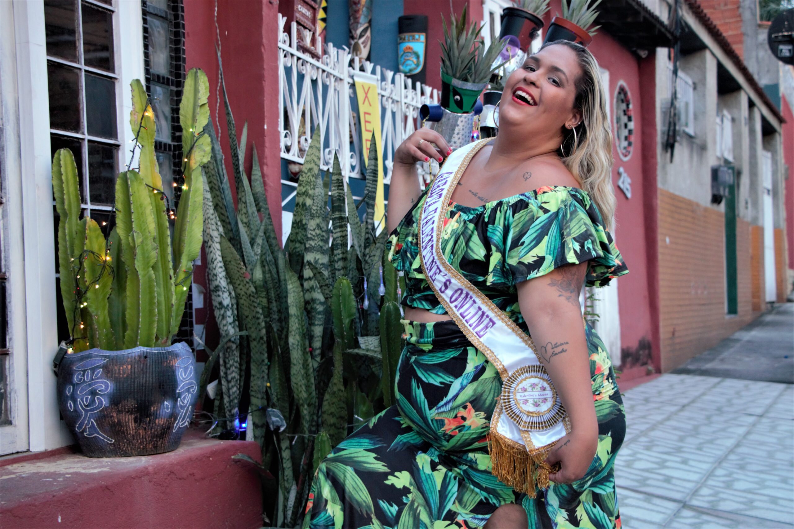 Modelo Pluz Size do Alemão é coroada Garota Valentine’s Online 2020
