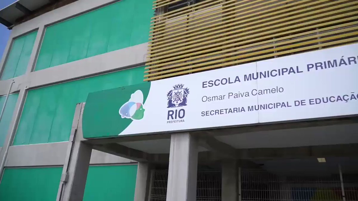 Novo Secretário Municipal de Educação visitou escola no Complexo da Maré