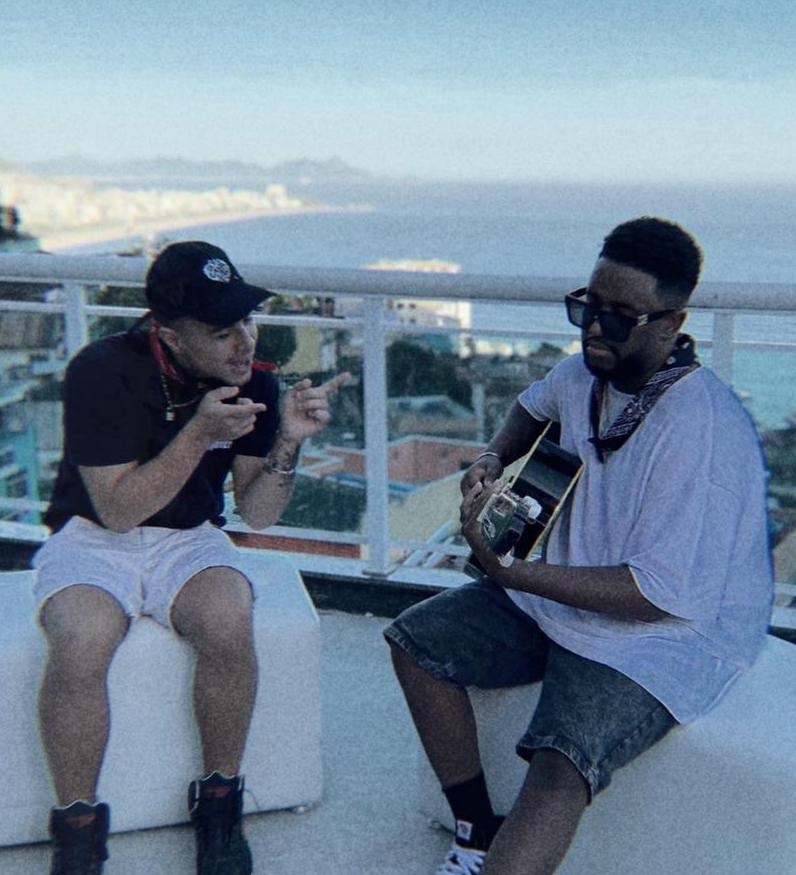 Dupla do Morro do Vidigal, ML21, é destaque na cena musical carioca