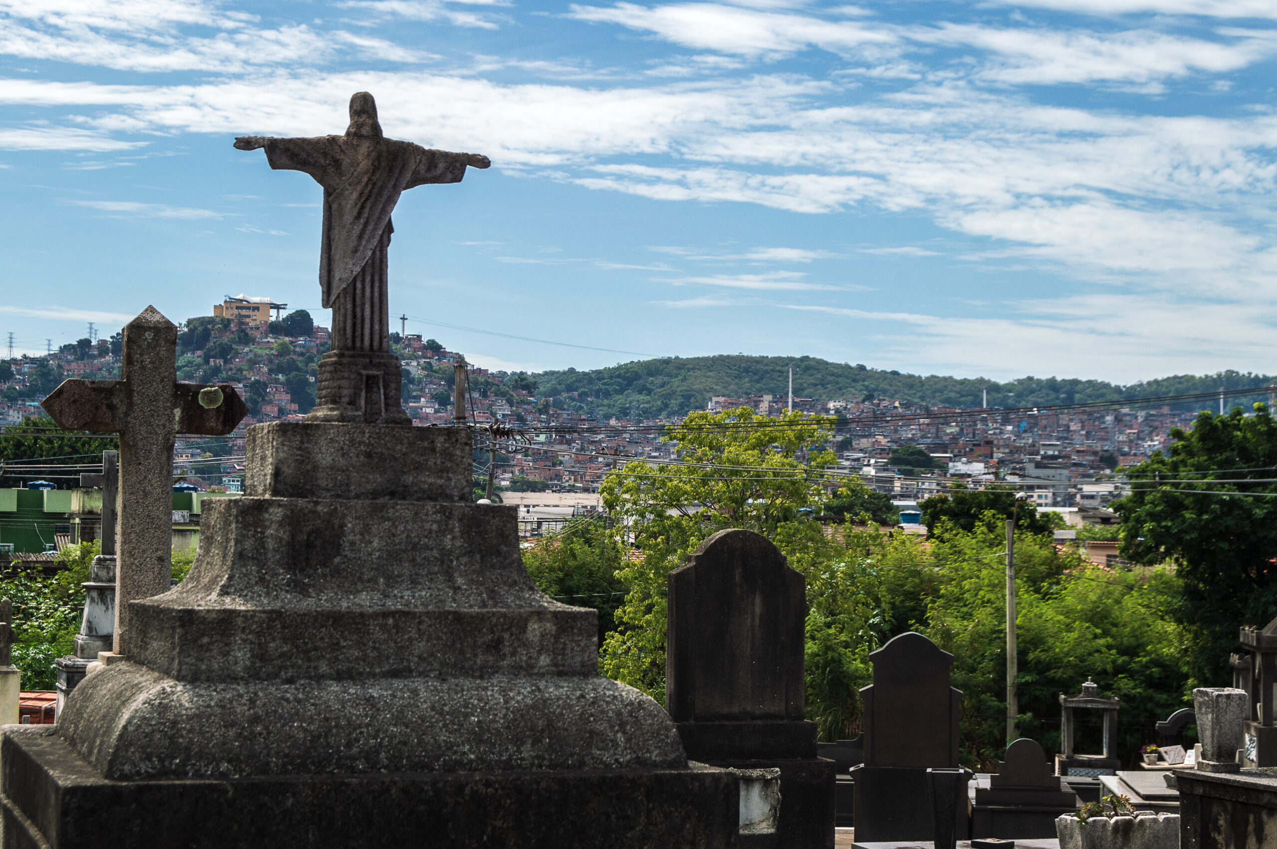Nas favelas do Rio de Janeiro, coronavírus é o “responsável” pela ausência de familiares