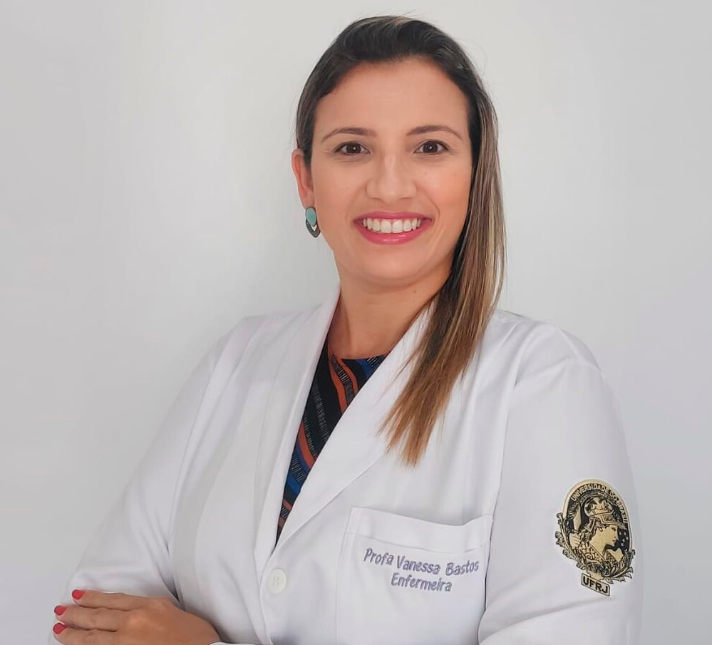 Nascida e criada no Alemão, professora da UFRJ ganha repercussão internacional após pesquisa científica