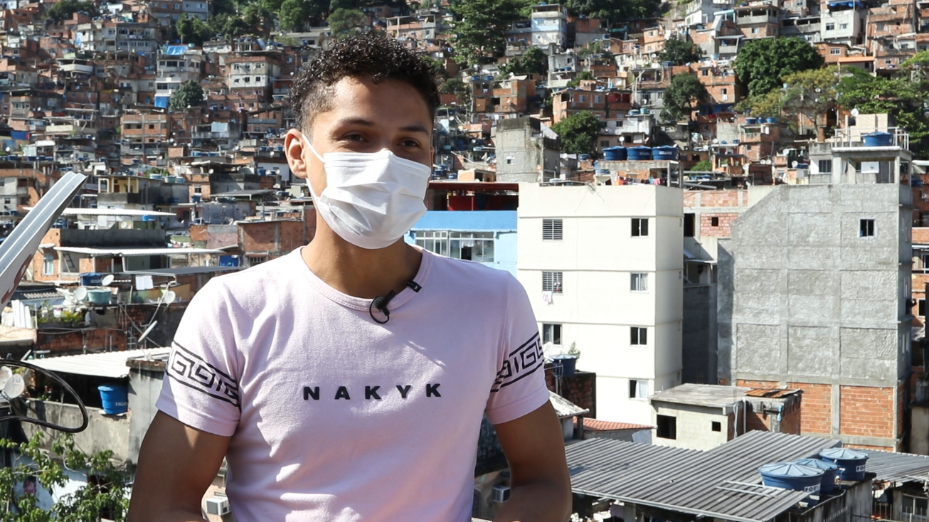 VÍDEO: Danrley Ferreira vai cursar Pedagogia e planeja atuar na alfabetização de adultos da Rocinha
