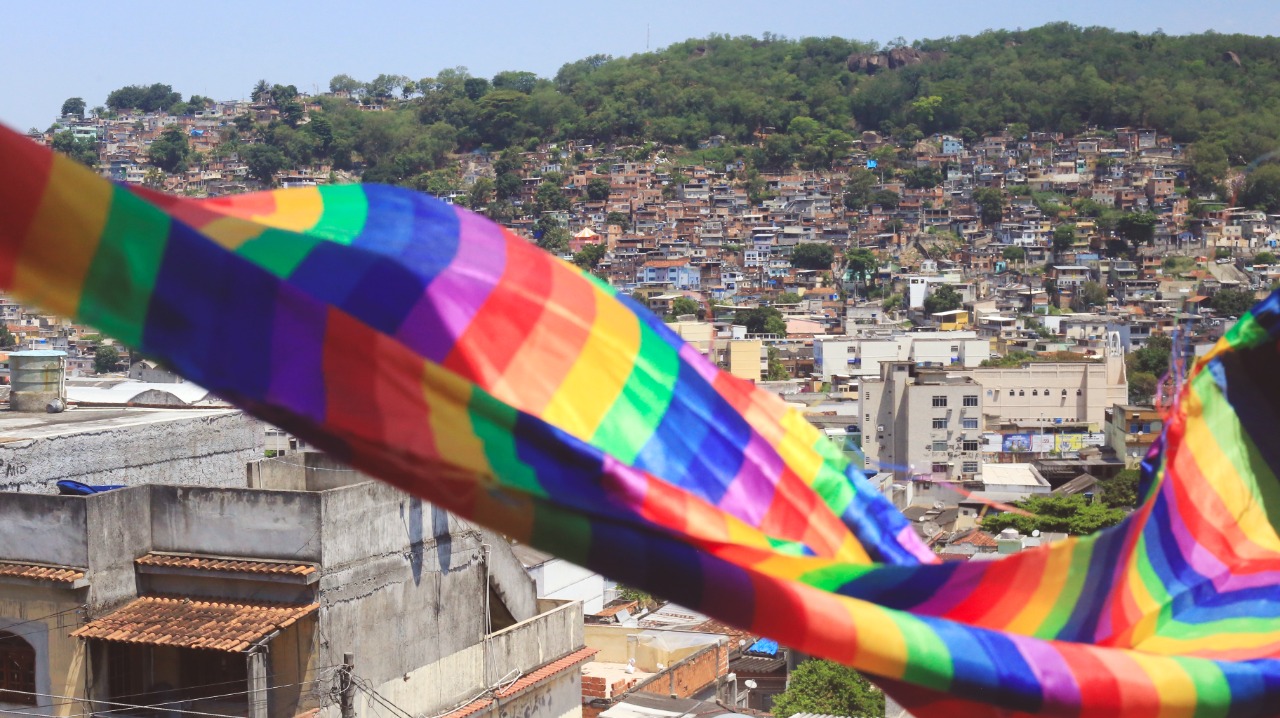 Como LGBTs no Brasil, devemos nos levantar contra a opressão como Marsha e Sylvia em Stonewall