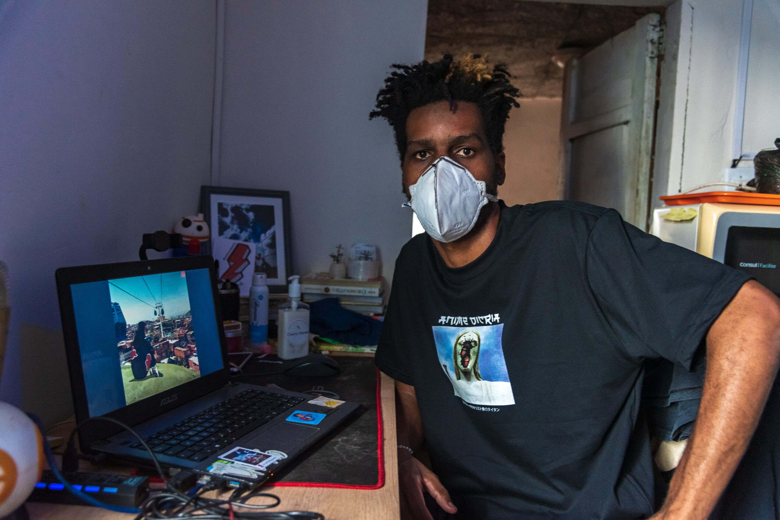 Página criada por morador do Morro do Fallet une animes japoneses com cenários de favelas