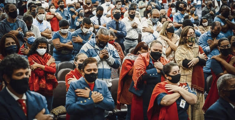 Evangélicos se unem em coalizão contra Bolsonaro