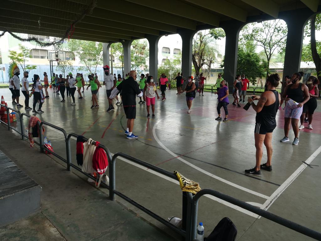 Vila Olímpica em Acari disponibiliza aulas de skate e ginástica artística